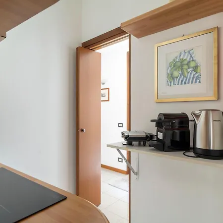 Apartment Historic Borgo Campidoglio 7 Lenno